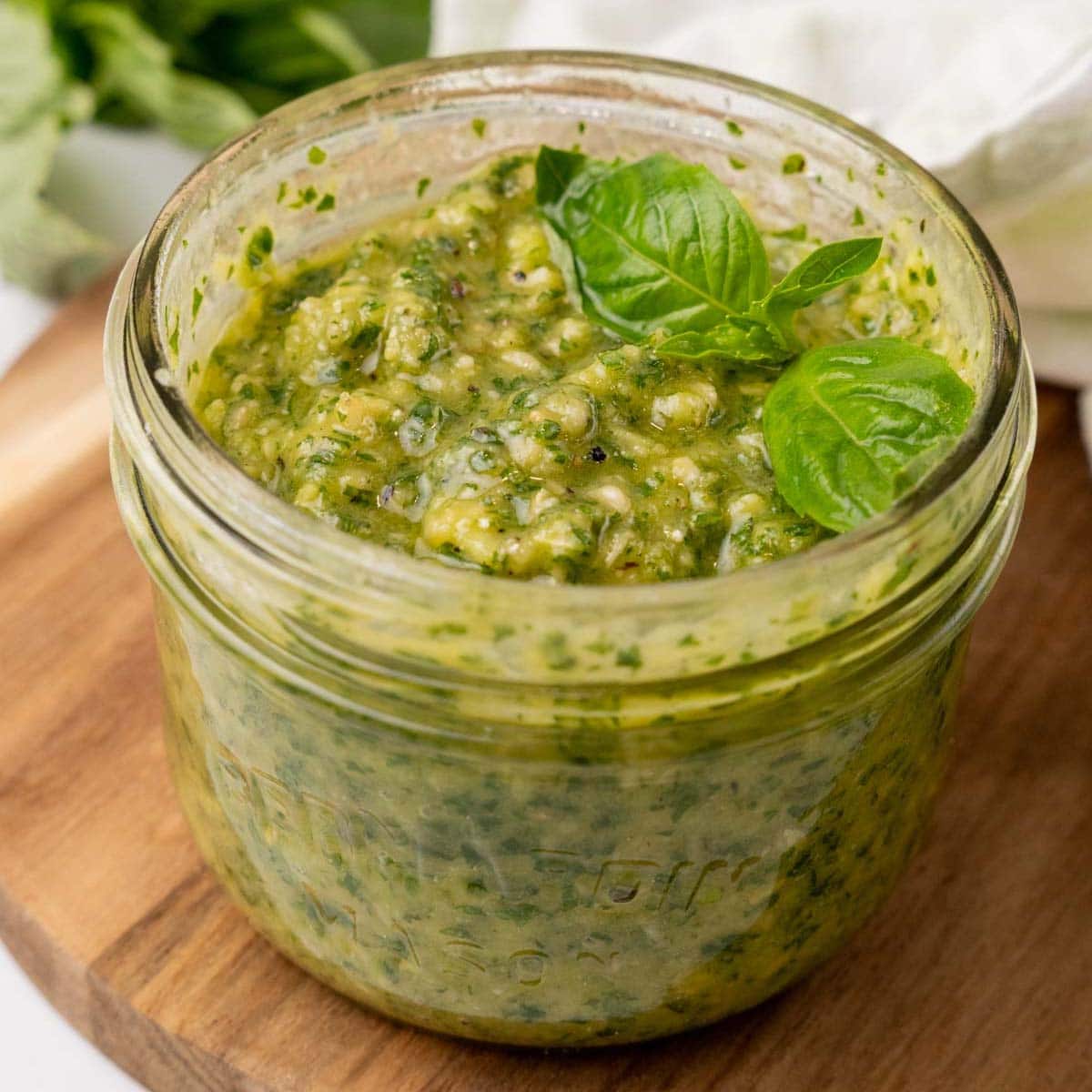 5-Minute Homemade Pesto - Diabetes Strong
