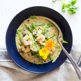 A healthy, easy and delicious Thai Green Curry with shrimp whipped up in only 20 minutes. One of my favorite summer recipes (diabetes friendly, low carb, gluten free, dairy free)