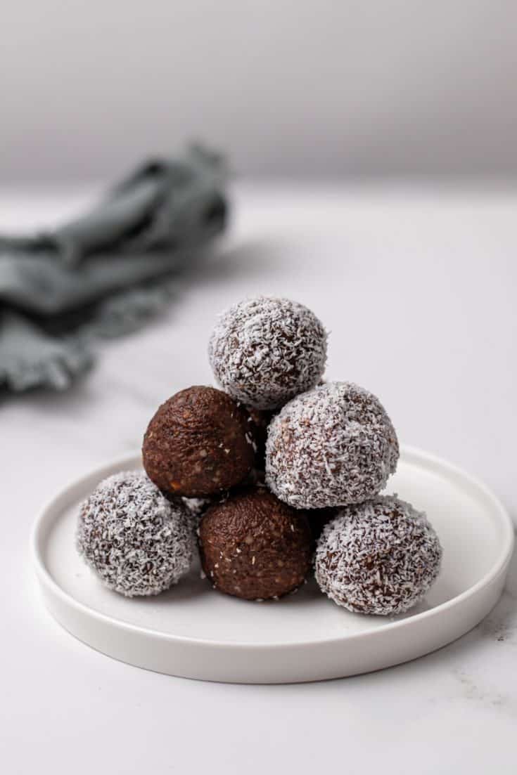 Chocolate Keto Fat Bombs (Peanut Butter & Coconut Oil) Diabetes Strong