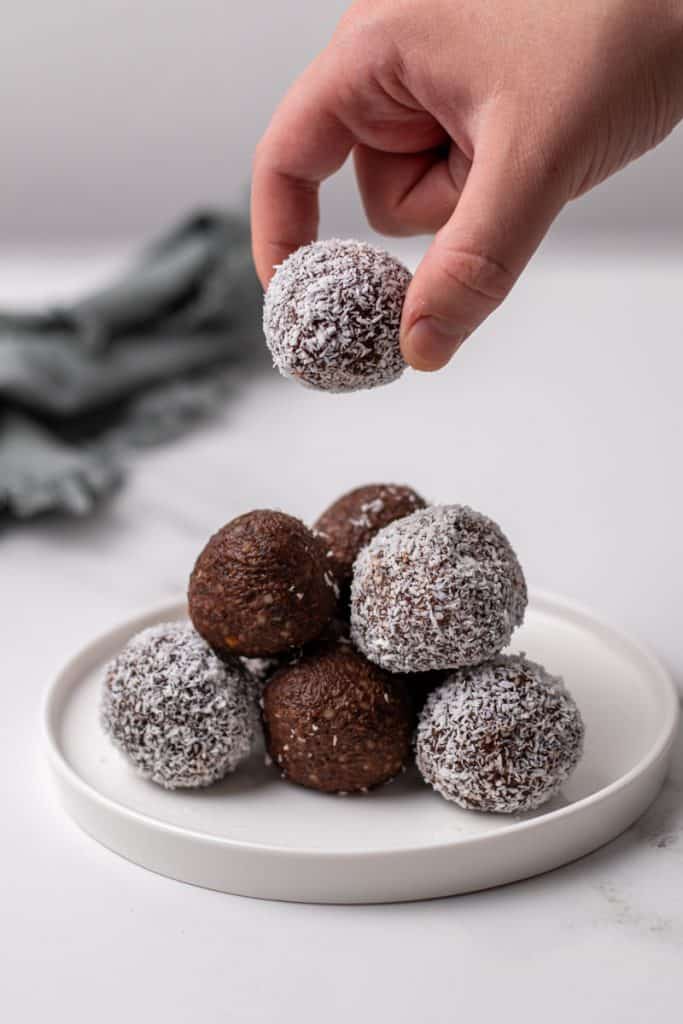 Chocolate Keto Fat Bombs (Peanut Butter & Coconut Oil) Diabetes Strong