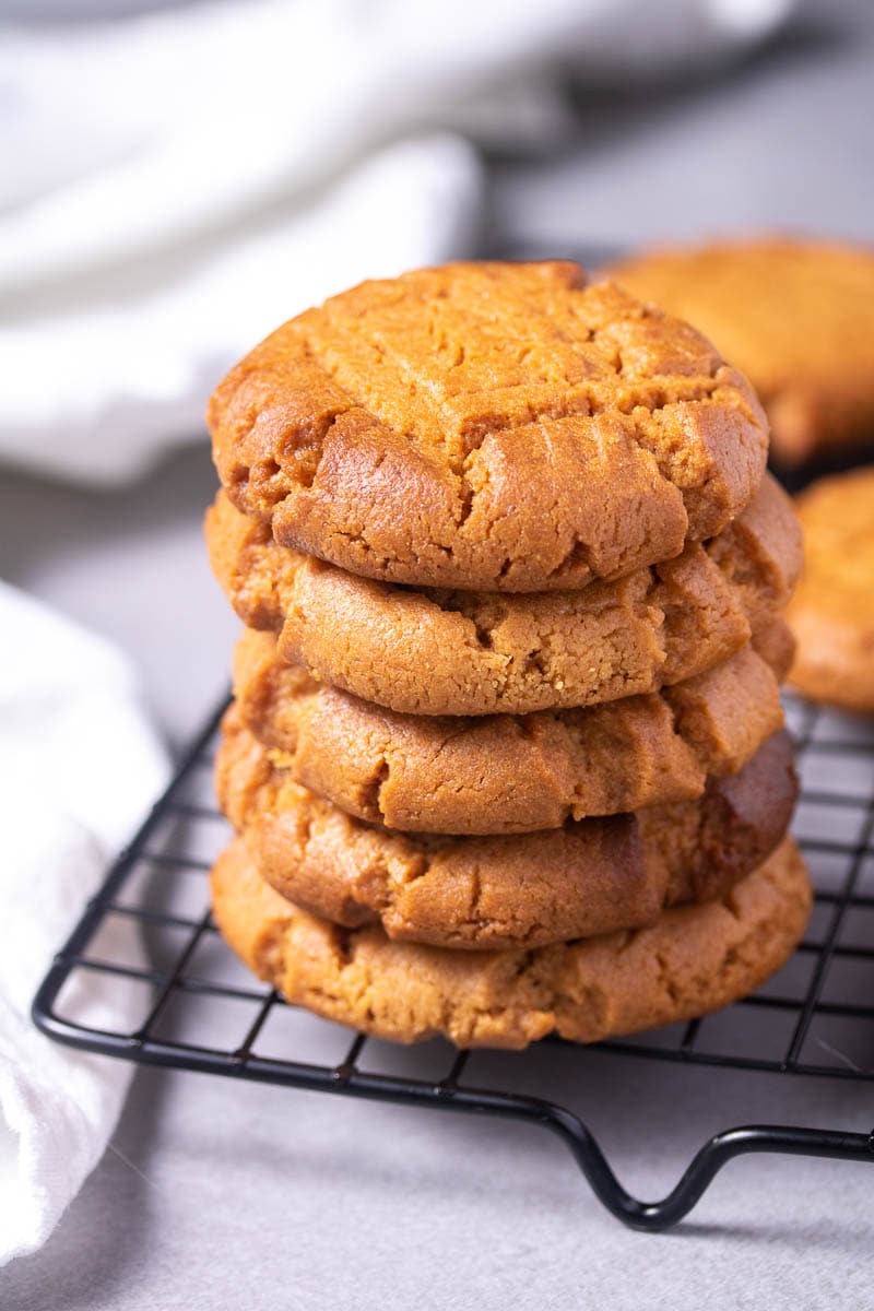 Stack of cookies on a cooling tray