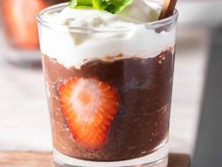 Chocolate chia seed pudding
