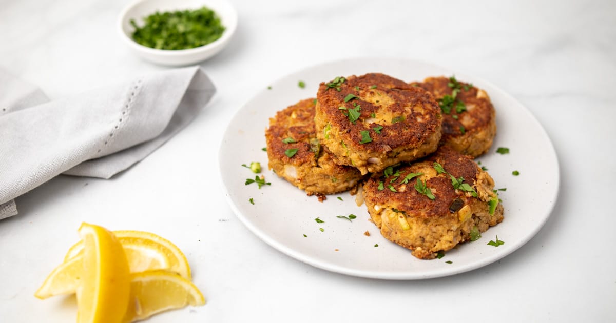 Easy Low Carb Crab Cake Recipe 2023 AtOnce