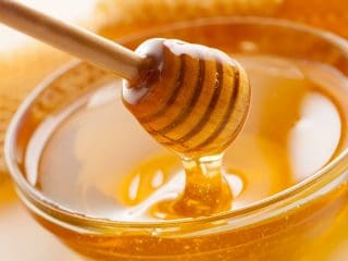 Honey and Diabetes: Can You Eat Honey When You Live with Diabetes?