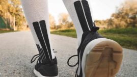 Best Socks For Diabetic Neuropathy (Review & Guide)